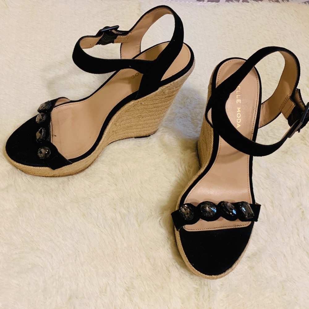 🌼PELLE MODA SANDALS🌼